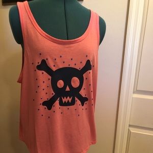Graphic Tank